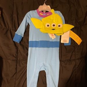 6-9 month Alien from Roy story outfit from Disney NWT
